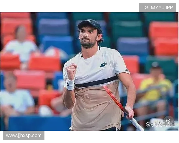 网球赛季更新：世界排名巨变 新星崭露头角 老将退役风波引关注