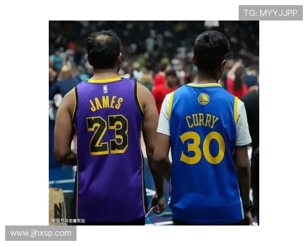 詹姆斯复出领衔湖人击败勇士 创历史新纪录助球队迎来赛季首胜